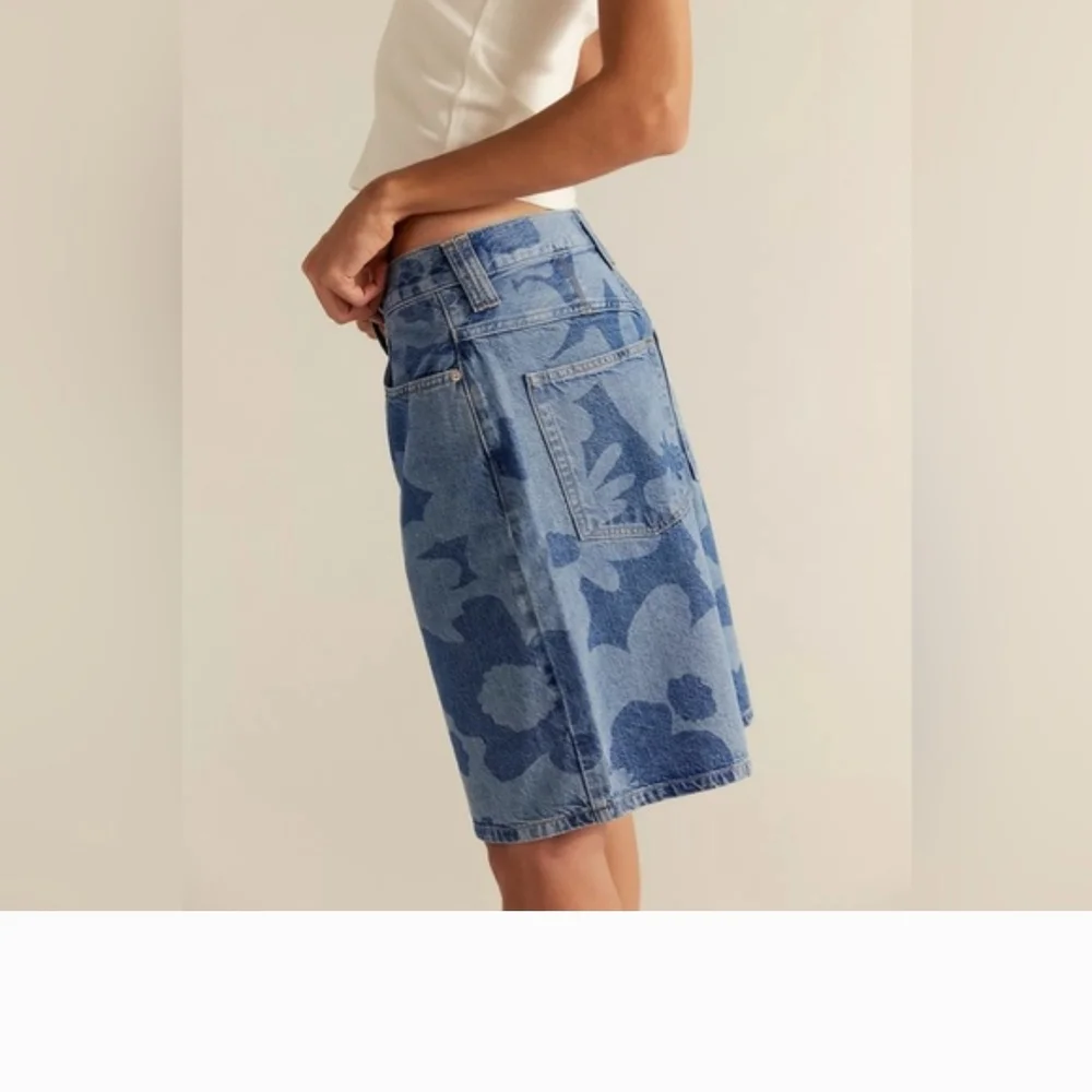 Free People We The Free Montana Shorts SZ. 29 Boho Bermuda Boyfriend - Picture 5 of 8